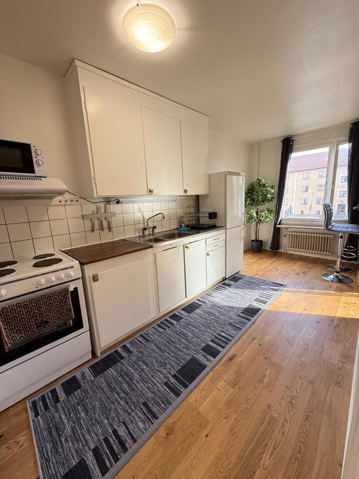 Spacious Near The Subway * Stockholm